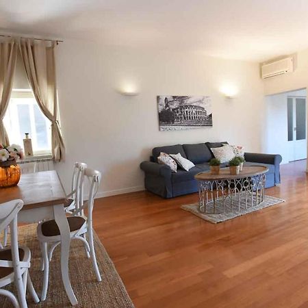 Romantic Flat Near Metro Flaminio Exteriör bild